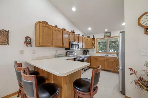Kitchen - 974 Broadway St, Wrightstown, WI 54180 photo 4 of 6