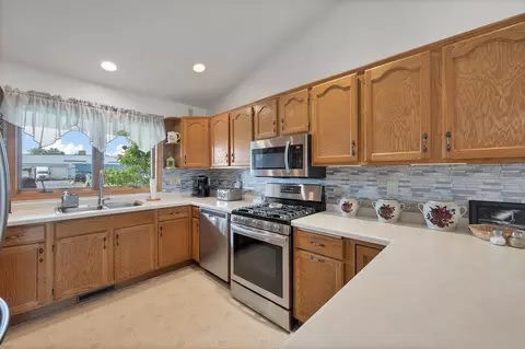 Kitchen - 974 Broadway St, Wrightstown, WI 54180 photo 1 of 6