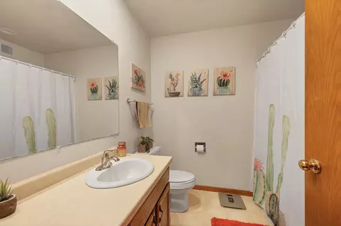 Bath - 974 Broadway St, Wrightstown, WI 54180 photo 2 of 3