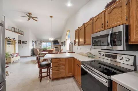 Kitchen - 974 Broadway St, Wrightstown, WI 54180 photo 6 of 6