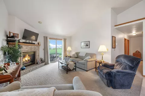 Living - 974 Broadway St, Wrightstown, WI 54180 photo 2 of 8