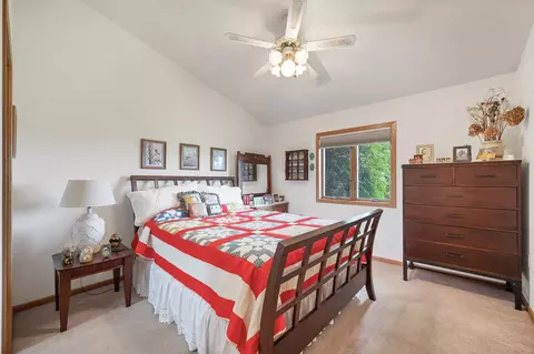 Bedroom - 974 Broadway St, Wrightstown, WI 54180 photo 4 of 6