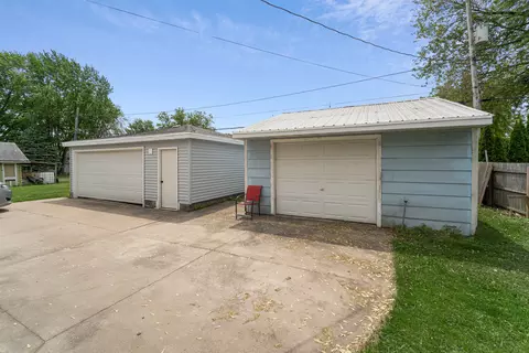 1627 W Rogers Ave, Appleton, WI 54914 photo 31