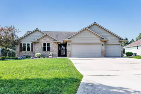 3611 Glen Kent Ct, Green Bay, WI 54313