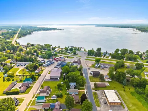 View/Area - 110 E Freeborn St, Cecil, WI 54111 photo 14 of 17