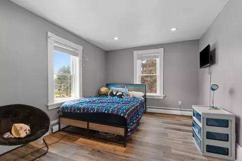 Bedroom - 110 E Freeborn St, Cecil, WI 54111 photo 4 of 7