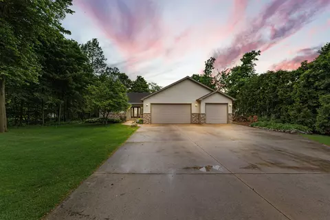n9848 Highland Park Road, Malone, WI 53049