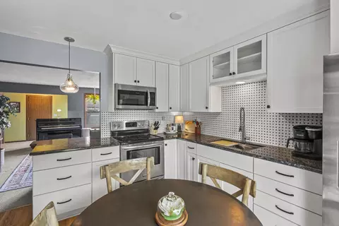 Kitchen - 625 S Olson Ave #H, Appleton, WI 54914 photo 1 of 5