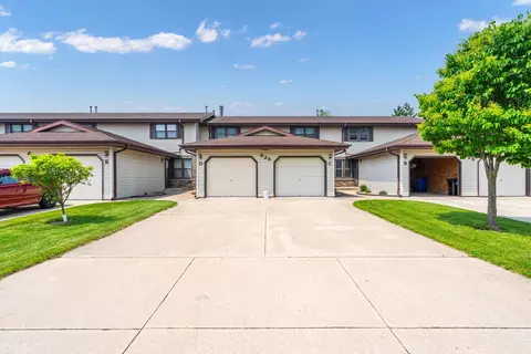 Exterior - 625 S Olson Ave #H, Appleton, WI 54914 photo 5 of 5