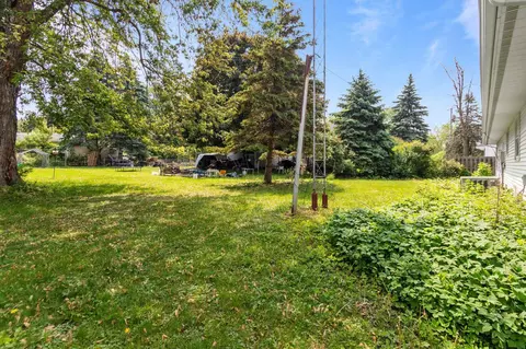 Exterior - 1636 S Driscoll St, Appleton, WI 54914 photo 5 of 5
