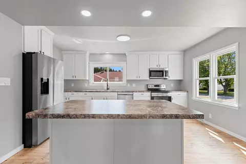 Kitchen - 822 W Frances St, Appleton, WI 54914 photo 1 of 3