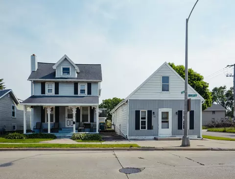 68 E 9th St, Fond Du Lac, WI 54935