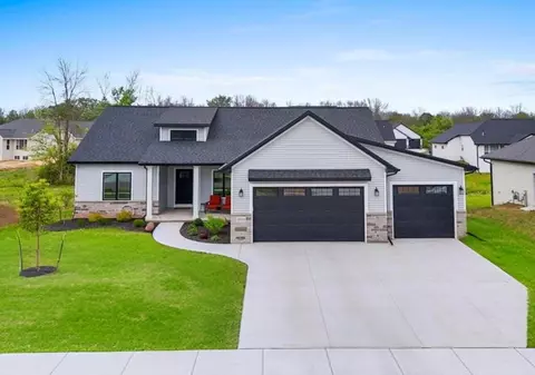 2514 S Stellita Cir, De Pere, WI 54115