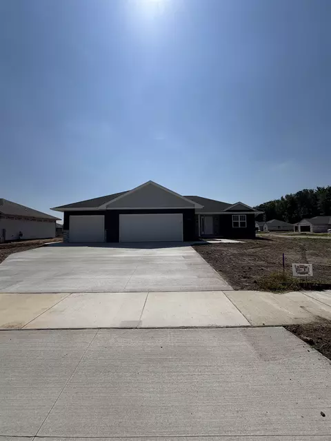 4673 Paul Ln, Green Bay, WI 54313