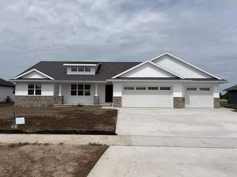 4650 Paul Ln, Green Bay, WI 54313