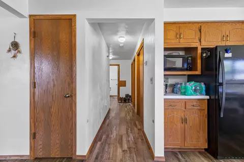 Entry Way - 3610 N Terri Ln, Appleton, WI 54914 photo 10 of 11