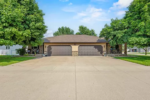 3610 N Terri Ln, Appleton, WI 54914