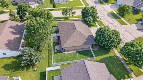 View/Area - 3610 N Terri Ln, Appleton, WI 54914 photo 1 of 7