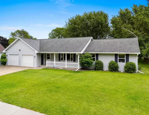 3011 Evergreen Ave, Green Bay, WI 54313