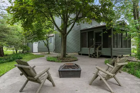 Exterior - 929 E Northwood Dr, Appleton, WI 54911 photo 4 of 15