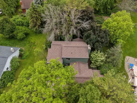 View/Area - 929 E Northwood Dr, Appleton, WI 54911 photo 1 of 5