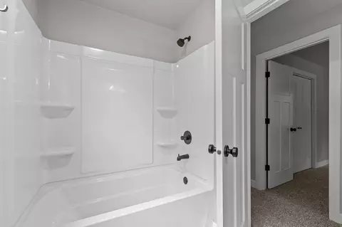 Entry Way - 929 E Northwood Dr, Appleton, WI 54911 photo 4 of 6