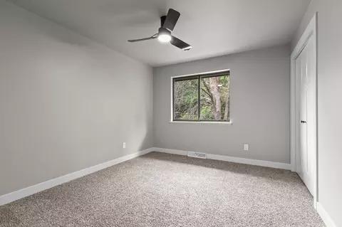 Bedroom - 929 E Northwood Dr, Appleton, WI 54911 photo 4 of 7