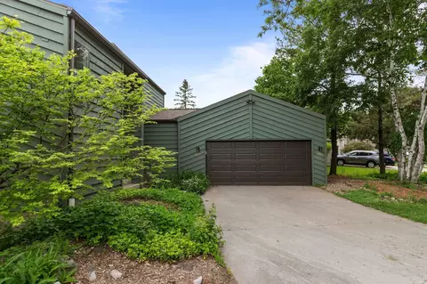 Exterior - 929 E Northwood Dr, Appleton, WI 54911 photo 13 of 15