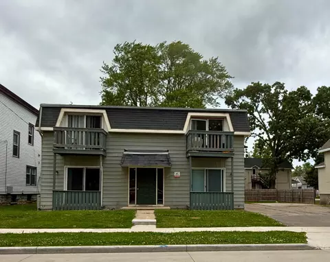 708 W Lincoln Ave, Oshkosh, WI 54901
