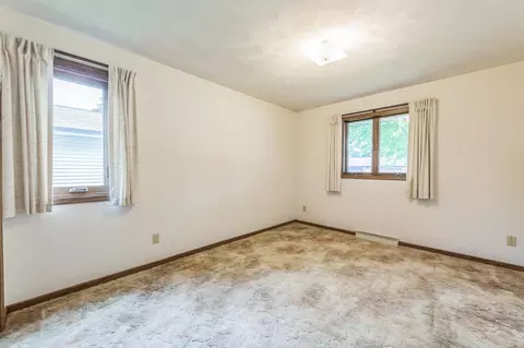 Bedroom - 2324 W Applegate Dr, Appleton, WI 54914 photo 3 of 3
