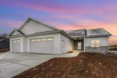8355 St Norbert Dr, Neenah, WI 54956