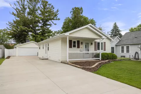1318 W Harris St, Appleton, WI 54914