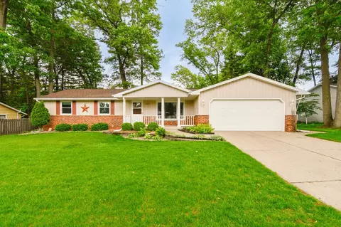 1415 Nelson St, Green Bay, WI 54304
