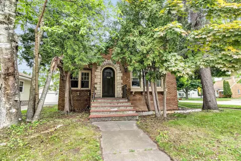 1468 E Mason St, Green Bay, WI 54301