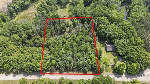 oak court, Ogdensburg, WI 54962