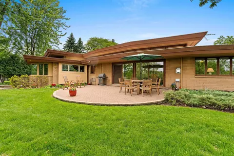 Exterior - 1225 W Cedar St, Appleton, WI 54914 photo 9 of 13