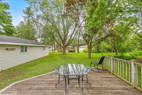 Exterior - 931 W Lindbergh St, Appleton, WI 54914 photo 4 of 14