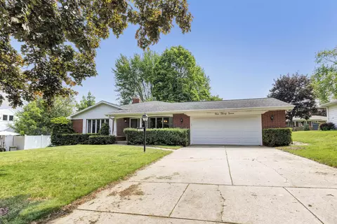 937 Watermolen Ave, Green Bay, WI 54304