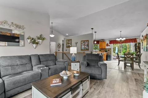 w6035 Paige Way, Appleton, WI 54915 photo 13