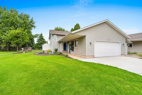 w6744 School Road, Greenville, WI 54942