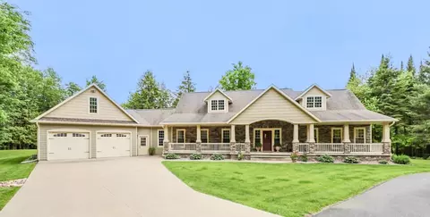 13567 Willow Rd, Suring, WI 54174