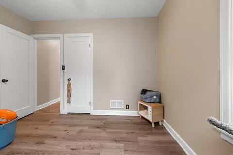 Bedroom - 210 S Summit St, Appleton, WI 54914 photo 2 of 2