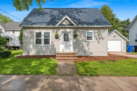 210 S Summit St, Appleton, WI 54914
