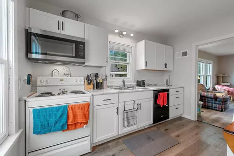 Kitchen - 210 S Summit St, Appleton, WI 54914 photo 1 of 4