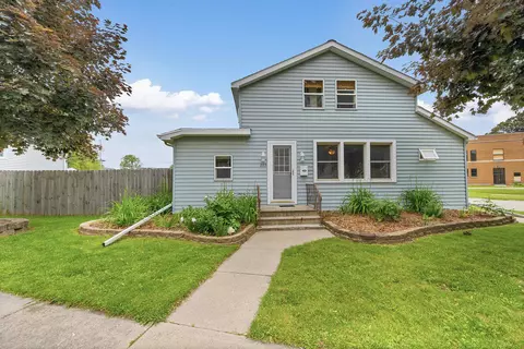 233 N Huron St, De Pere, WI 54115