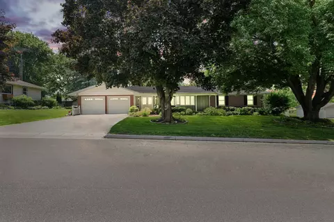 435 S Main St, Markesan, WI 53946
