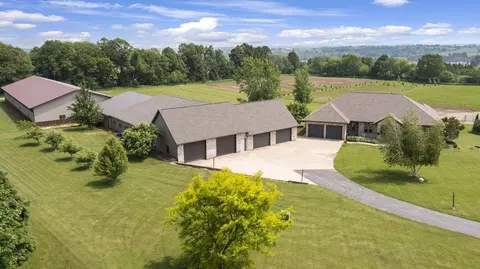 w7371 Butterfly Lane, Shiocton, WI 54170