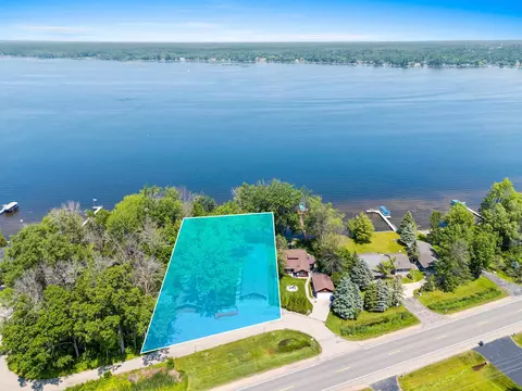 View/Area - w4392 Crystal Drive, Cecil, WI 54111 photo 3 of 15