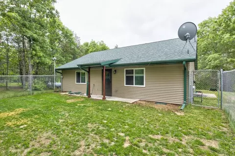 n10090 Abbey Road, Crivitz, WI 54114