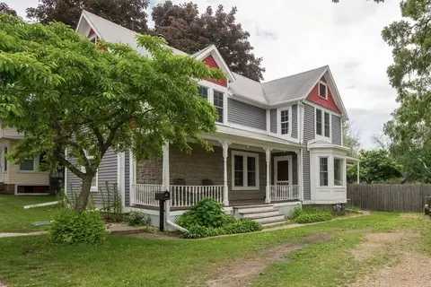 158 S State St, Berlin, WI 54923